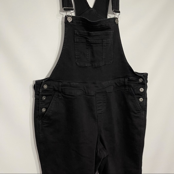 Torrid Crop Overalls Jean Premium Stretch Size 18R - Picture 4 of 13